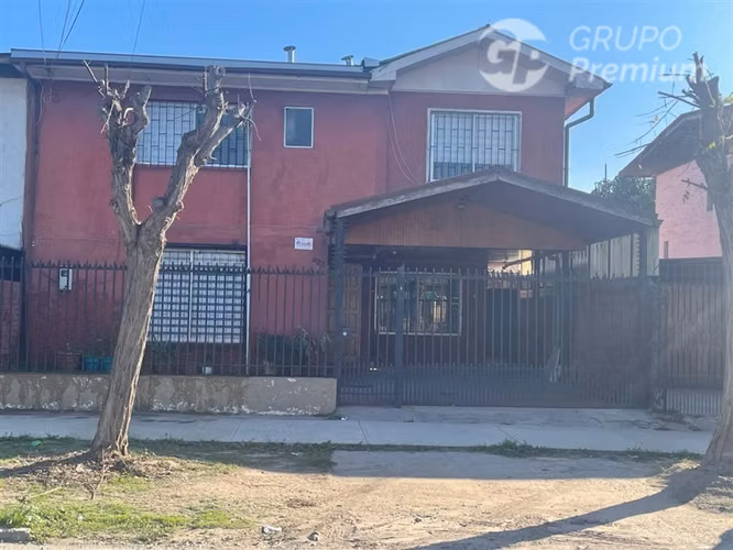 Casa en Arriendo de 6 dormitorios en Melipilla