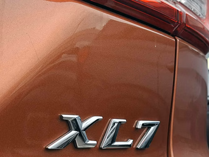 SUZUKI XL7 2022