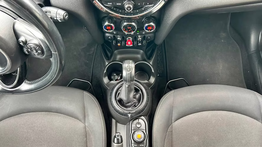 MINI F56 Cooper 1.5 AUT (2016)