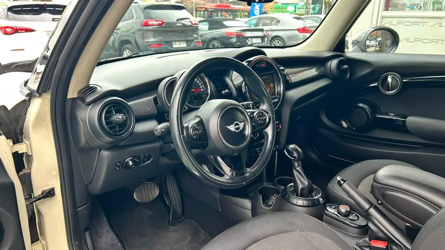 MINI F56 Cooper 1.5 AUT (2016)