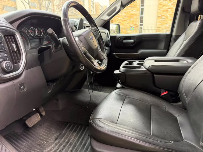 Chevrolet Silverado 5.3 LT TRAILBOSS Z4X4 AT  2021