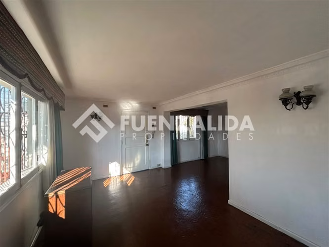 Casa en venta de 3D 1B 2E en Independencia
