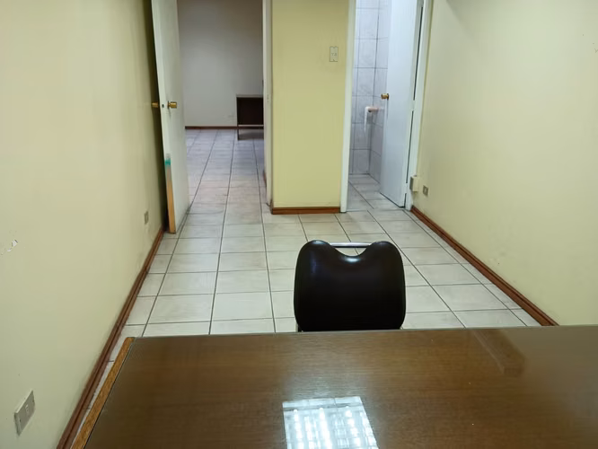 OFICINA EN EL CENTRO DE COQUIMBO EN VENTA // EDIFICIO DIEGO PORTALES