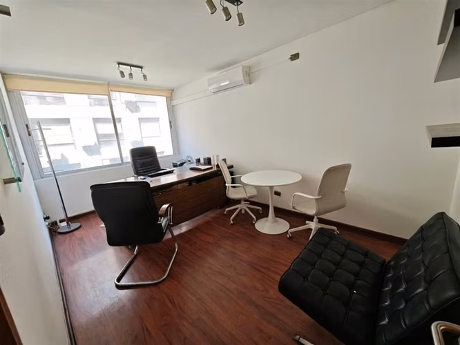 Oficina en arriendo en Providencia