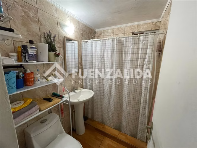 Casa en venta de 4 dorm. en Maipú