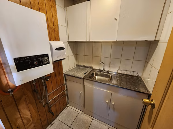 Coyhaique, arriendo. Amplias instalaciones, almacenaje y galpon a 5 minutos de la plaza