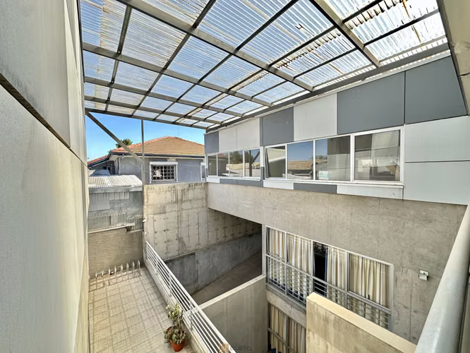 Se vende Local Comercial, Centro de Villa Alemana