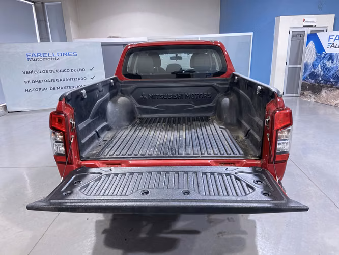 L200 CRT 4X4 TGGX49