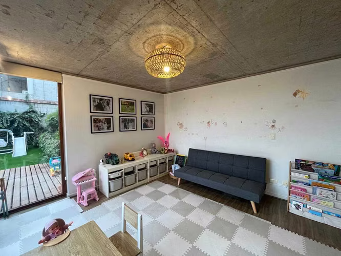 Casa en Arriendo El Almendro, Huechuraba (175035)