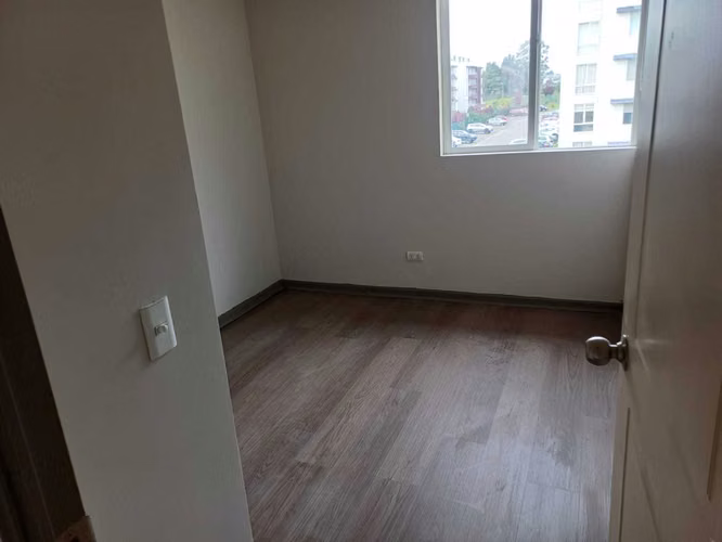Arriendo amplio y comodo departamento, Vald.  (175184)