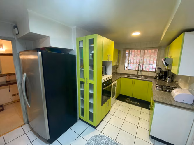 Oportunidad de inversión en La Florida — Casa de 2 pisos con excelente conectividad - Imagen 8