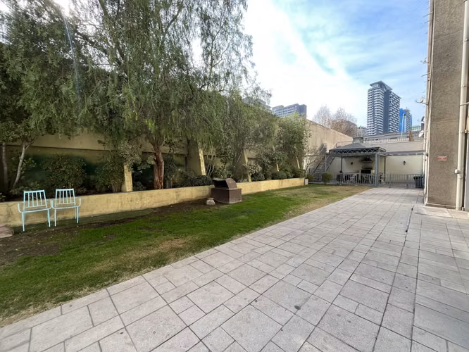 ¡Excelente Oportunidad! Departamento de 2 Dormitorios a Pasos del Metro Irarrázaval
