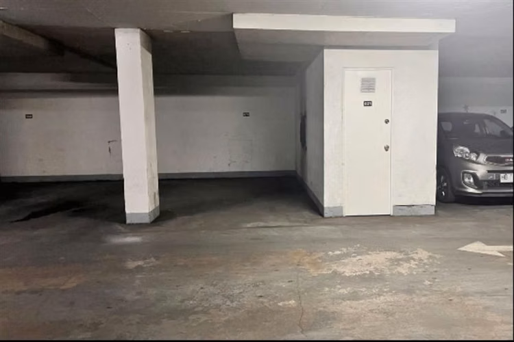 Estacionamiento en venta en Santiago