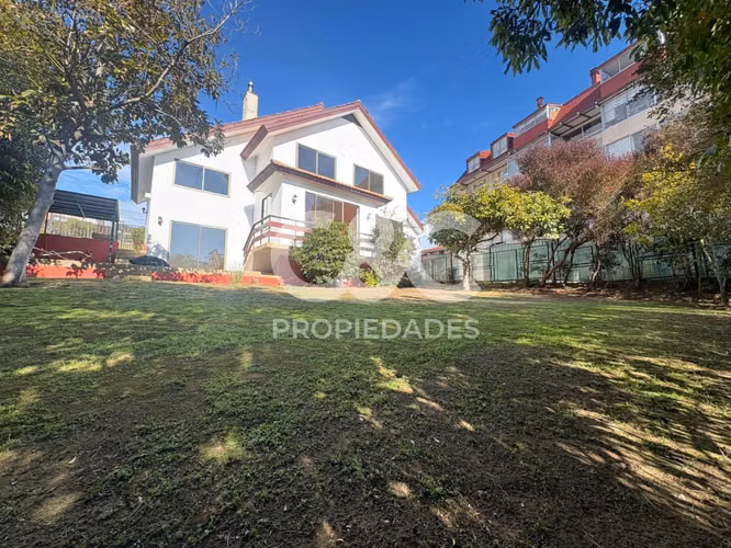 Hermosa Casa Remodelada En Jardín Del Mar