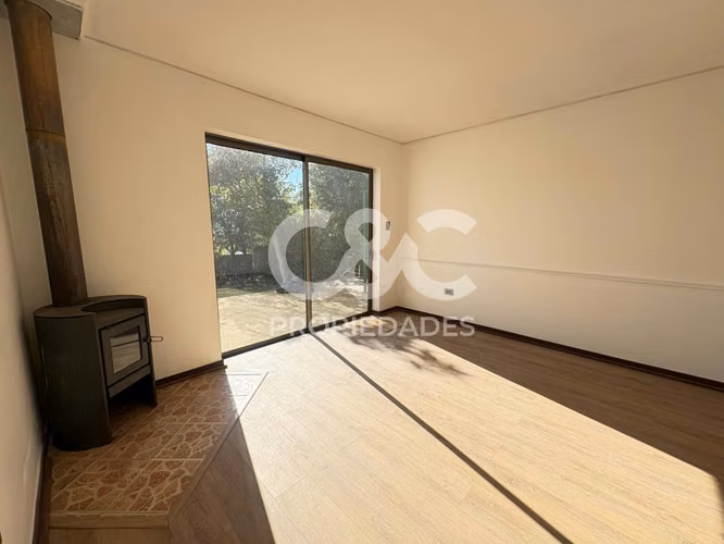 Hermosa Casa Remodelada En Jardín Del Mar