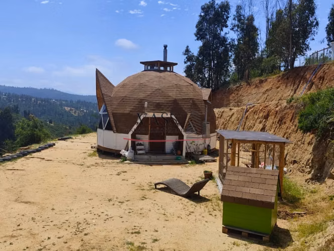 VASS VENDE CASA ESTILO LOFT CON 5.000 M2 DE TERRENO EN CONDOMINIO LIMACHE