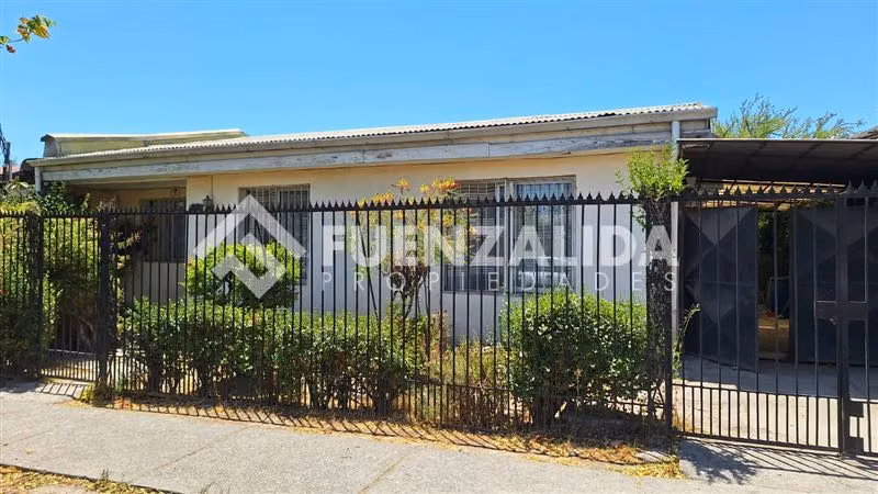 Casa en venta de 4 Dorm. en Maipú
