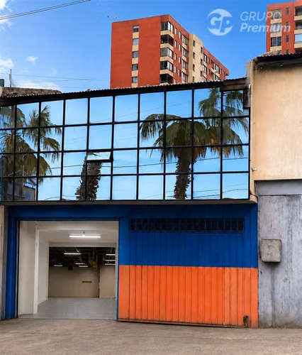 Local Comercial + área de producción en Centro Sur Iquique