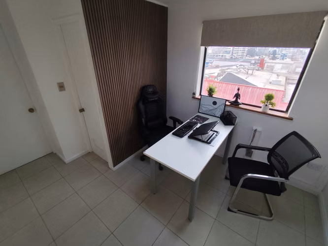 Oficina en Venta + Estacionamiento 35 m2 3182 UF, Centro Concepción.