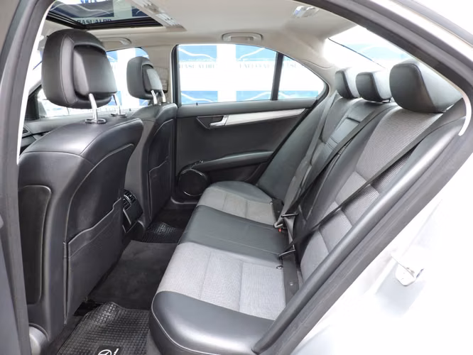 MERCEDES-BENZ C250 CGI BLUE EFICIENCY  2011