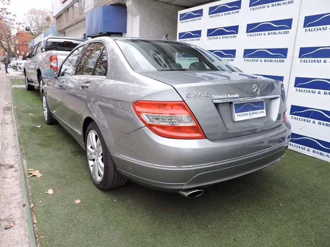 MERCEDES-BENZ C250 CGI BLUE EFICIENCY  2011
