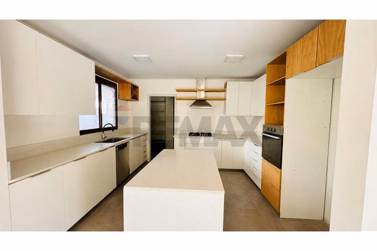 Casa arriendo colegio san anselmo
