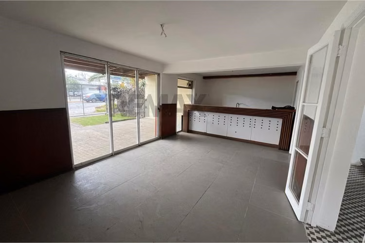 Local comercial en arriendo av. francisco bilbao