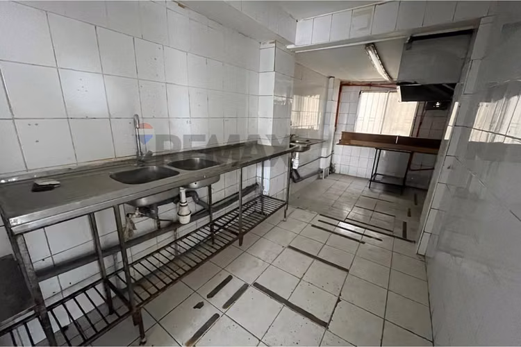Local comercial en arriendo av. francisco bilbao