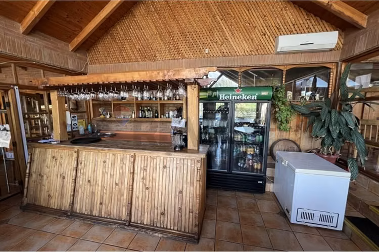 Se vende restaurant parrilladas caupolican