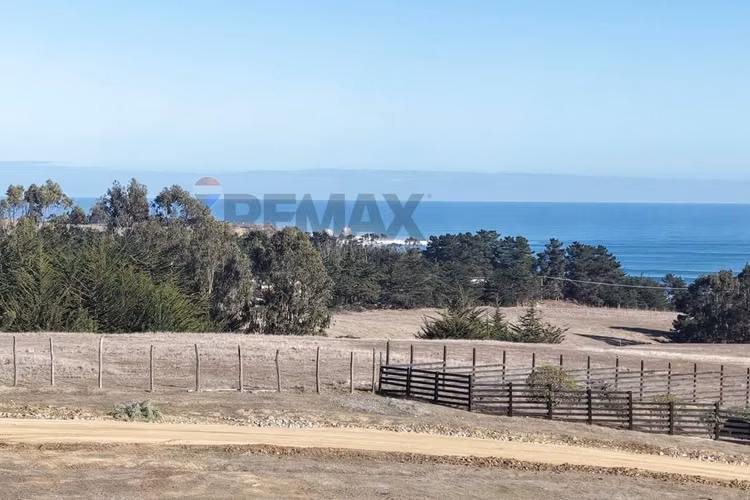 Exclusivo terreno urbanizado en punta de lobos
