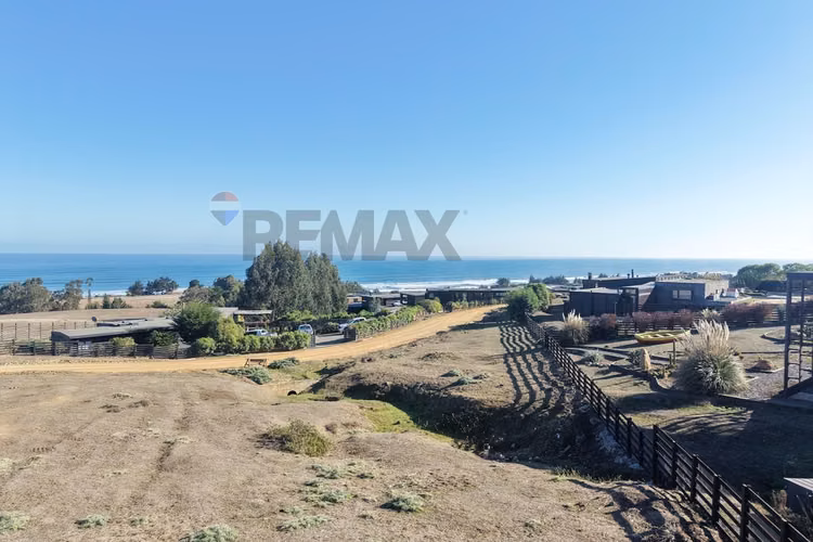 Exclusivo terreno urbanizado en punta de lobos