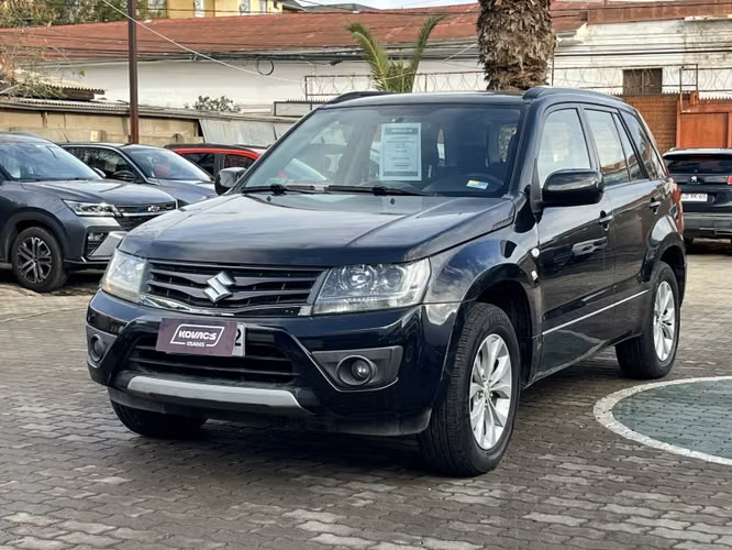 Suzuki Grand Nomade Glx 2013
