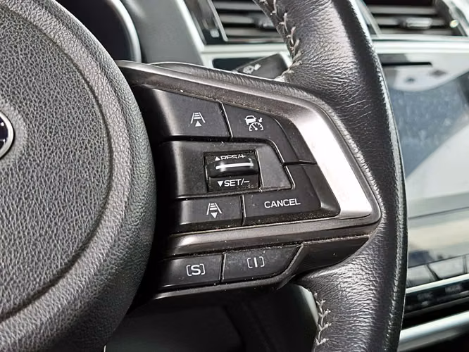 SUBARU OUTBACK 2019