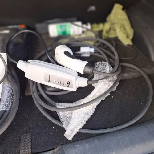 Cargador de auto eléctrico domiciliario - Imagen 4