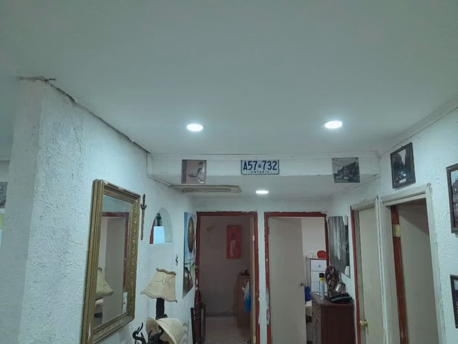 Pequeña parcela con casa - Imagen 6