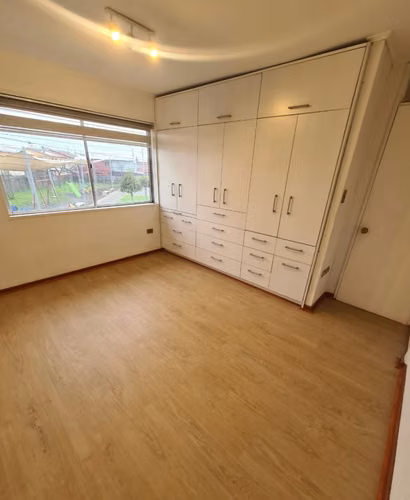 SE VENDE CASA EN SAN MARCOS 2D2B+2E, EN TALCAHUANO