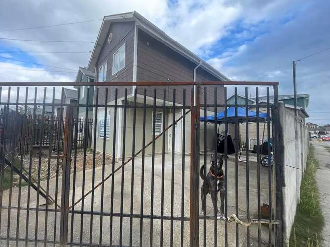 Vende casa con cabaña ideal inversionista en collico