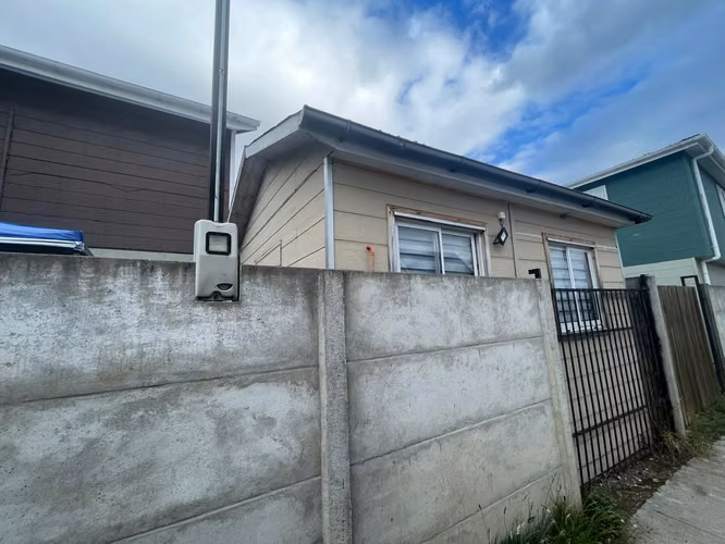 Vende casa con cabaña ideal inversionista en collico - Imagen 6