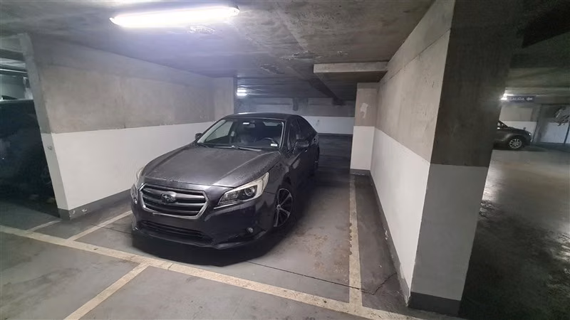 Oficina Arriendo Las Condes Estoril 27,5m2 c/estacionamiento