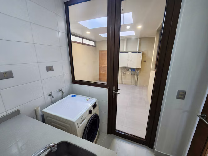 IMPECABLE CASA FAMILIAR CON PISCINA Y QUINCHO (175308)