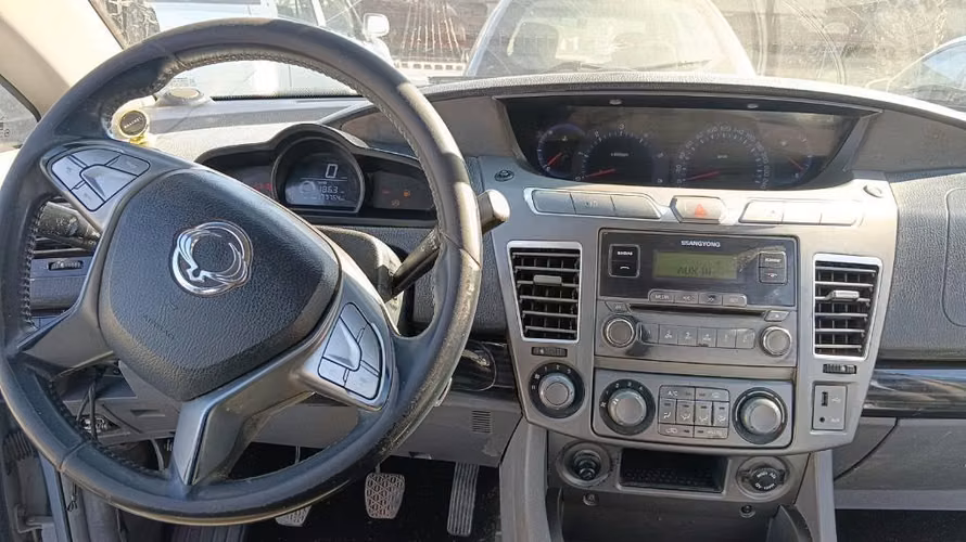 SsangYong Stavic 2016 Diésel  Único dueño - Para Reparar / Oportunidad
