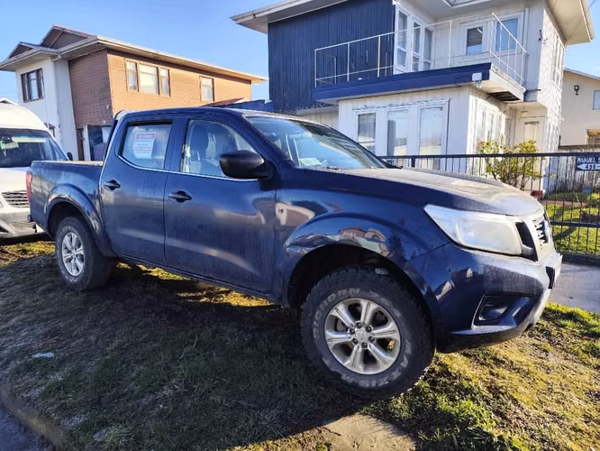 Camioneta Nissan Np300