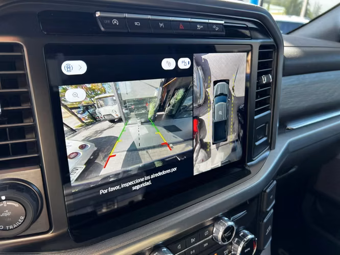 FORD F-150 LARIAT LUXURY 5.0  2025