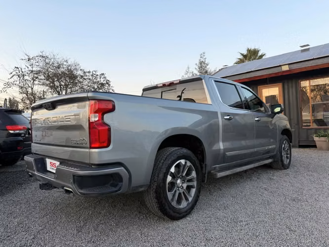 CHEVROLET SILVERADO 3.0 TDI 4X4 AT HIGH COUNTRY 2024