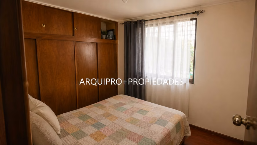  ¡VENTA EN LA FLORIDA! CASA ESQUINA | 4D | 2B | GRAN TERRENO | IDEAL PARA REMODELAR O DESARROLLO COMERCIAL  - Imagen 12