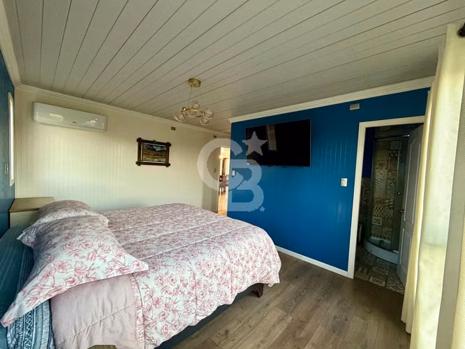 Casa Amplia en Condominio Trapen, 4 Dormitorios 3 en Suite