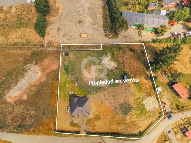 Casa Amplia en Condominio Trapen, 4 Dormitorios 3 en Suite