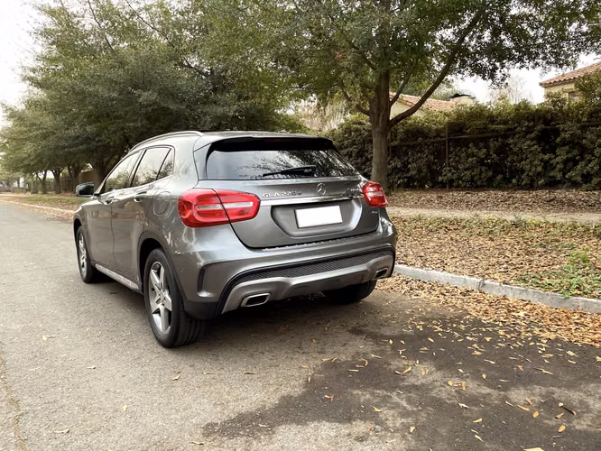 Mercedes Benz GLA220D 4 MATIC (Impecable)