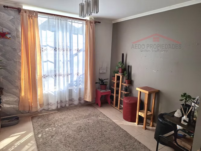 Se vende excelente casa, Villa Cumbres del Valle, comuna de La Cruz
