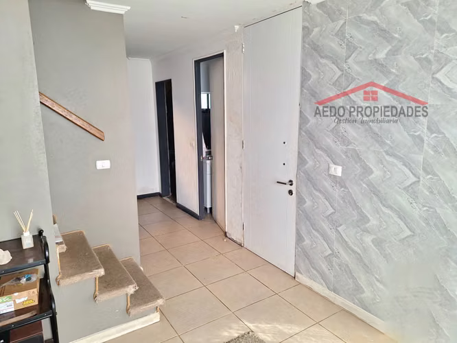 Se vende excelente casa, Villa Cumbres del Valle, comuna de La Cruz